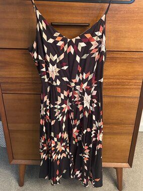 Gap | Geometric Fit & Flare Cami Dress | M